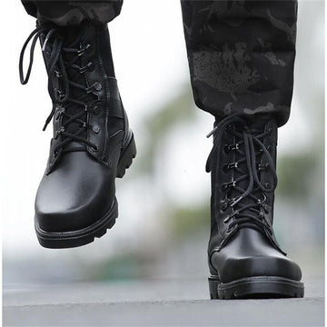 Kampfstiefel aus Wolle für den Außenbereich