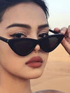 Óculos de Moda para Uso Diário — Estilo Olho de Gato Preto para o Verão
