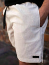 Short Masculino Linho Confort — Bolso Faca Discreto e Elástico na Cintura