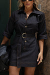 Vestido Amaretto – Jeans Utilitário com Toque Sofisticado