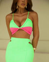 Conjunto com Top Trançado e Saia - Modernidade e Ousadia para o Verão
